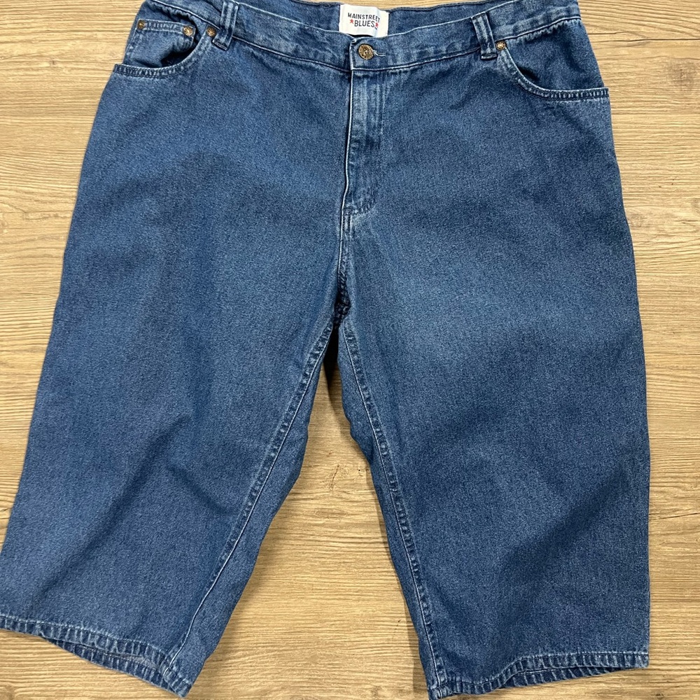 Main Street Blues Plus Size High Rise Capris